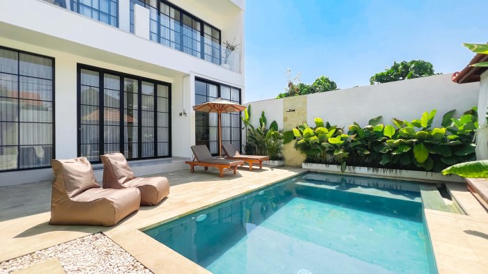 Tropical Villa near Berawa Beach