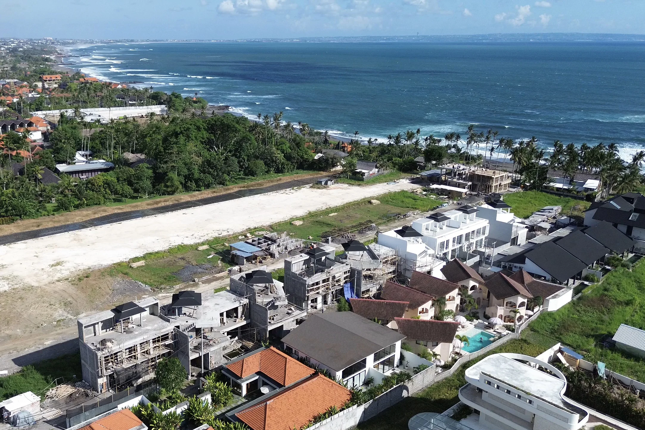 building in progress, plot for sale, land by the beach, villas by the beach, villas for sale